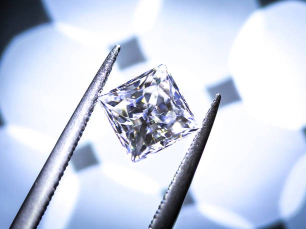 Ethical Sparkle: The Rise of Lab-Grown Diamonds in Fashion