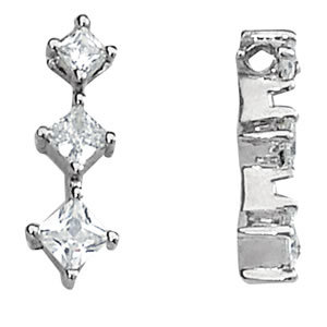 18K White Gold 1 ct tw Three Stone Diamond Pendant