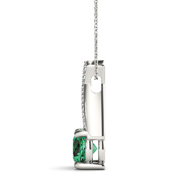 Multi-Diamond Round Pendant in Fine Metals