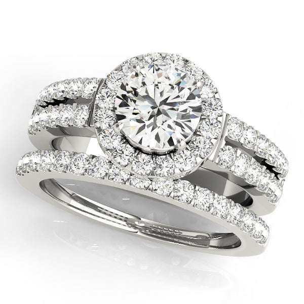 Platinum 1.38ctw Round Diamond Halo Engagement Ring