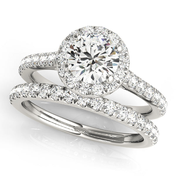 Platinum 1.33ctw Round Diamond Halo Engagement Ring