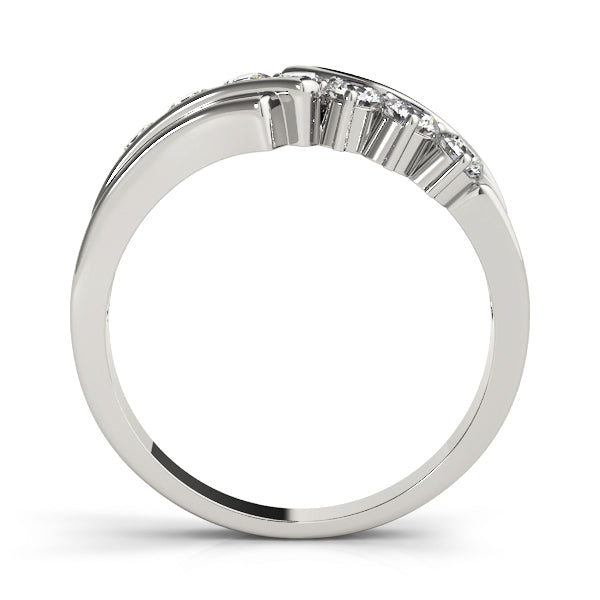 18K White Gold Diamond Wedding Ring