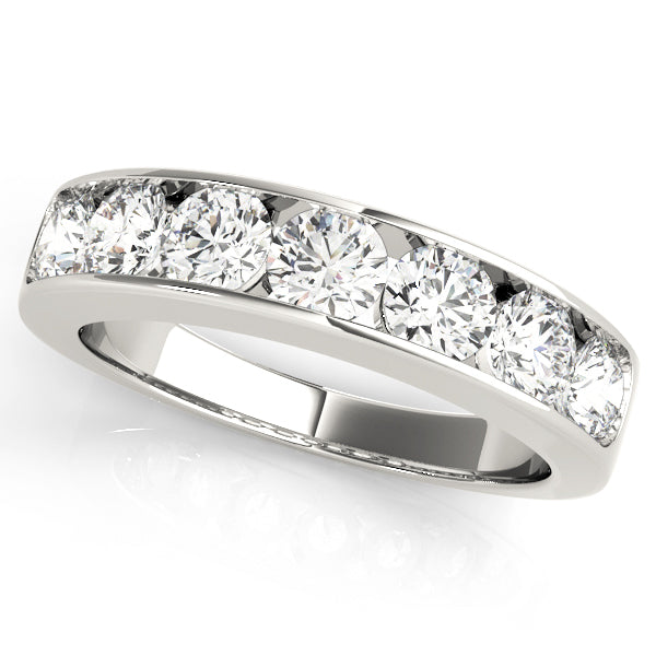 18K White Gold Round Diamond Wedding Ring