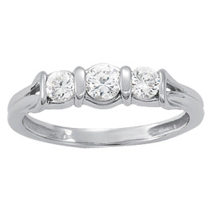 18K White Gold Diamond Love Knot Ring
