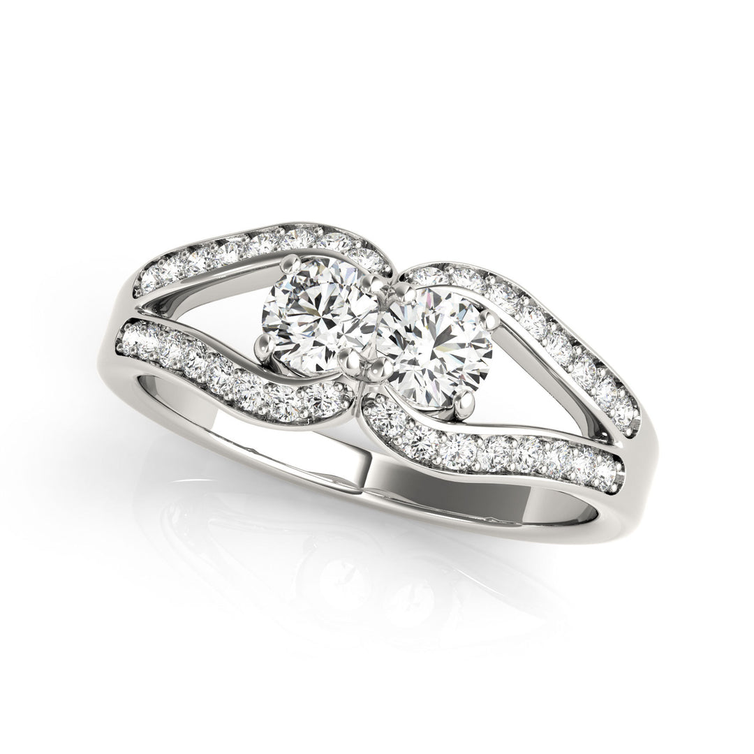 18K White Gold Multi-Diamond Fashion Ring