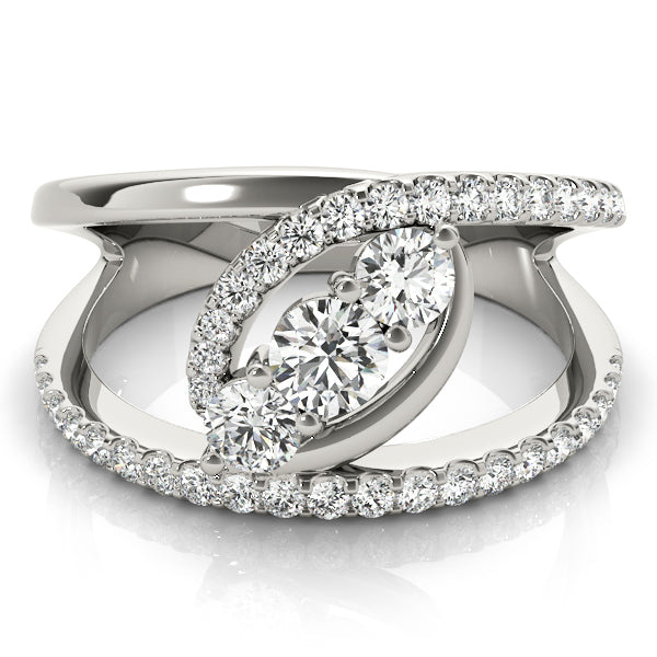 18K White Gold Diamond Fashion Ring